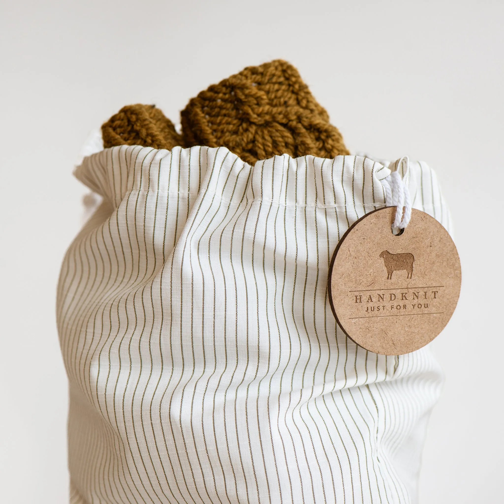 gift bag & tag bundle