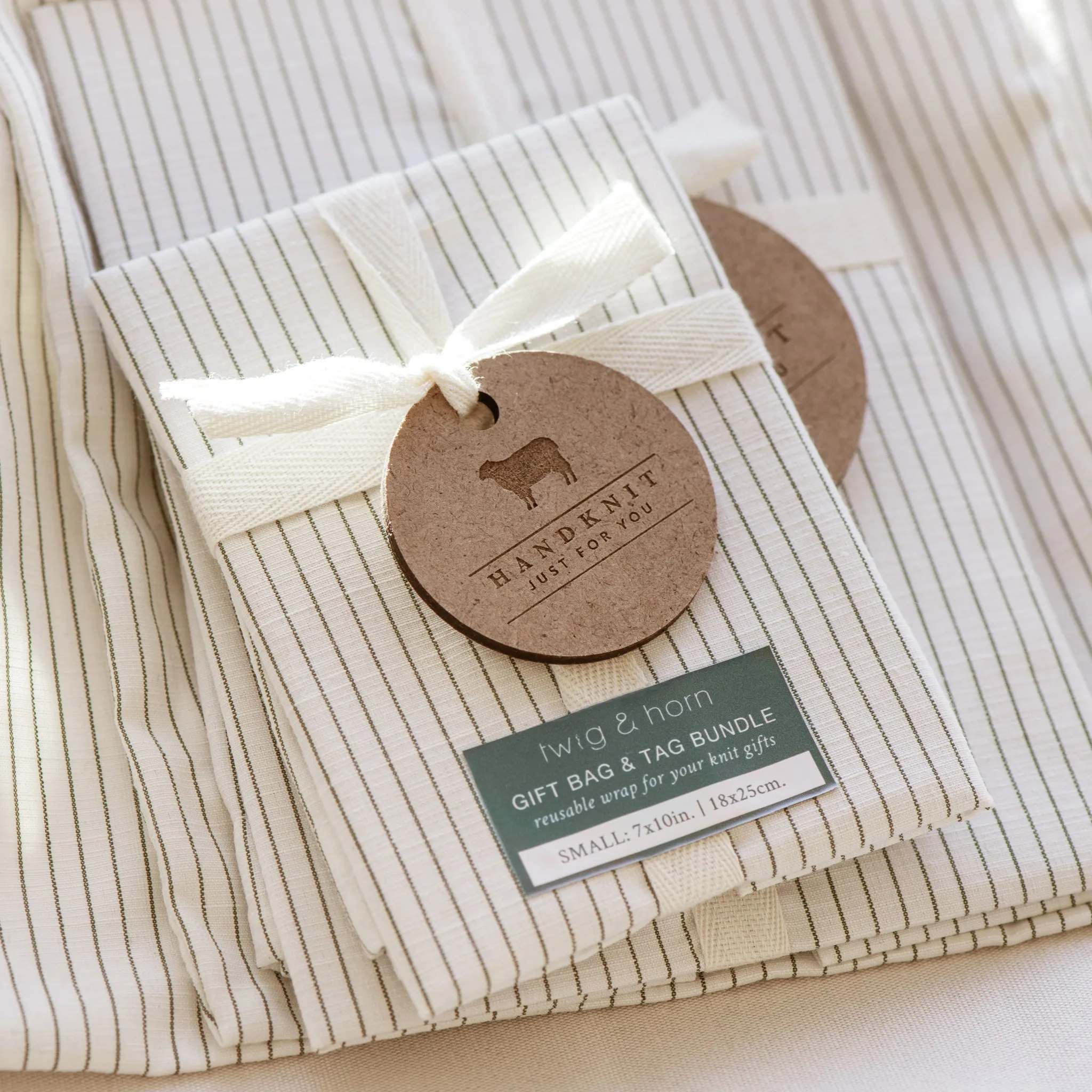 gift bag & tag bundle