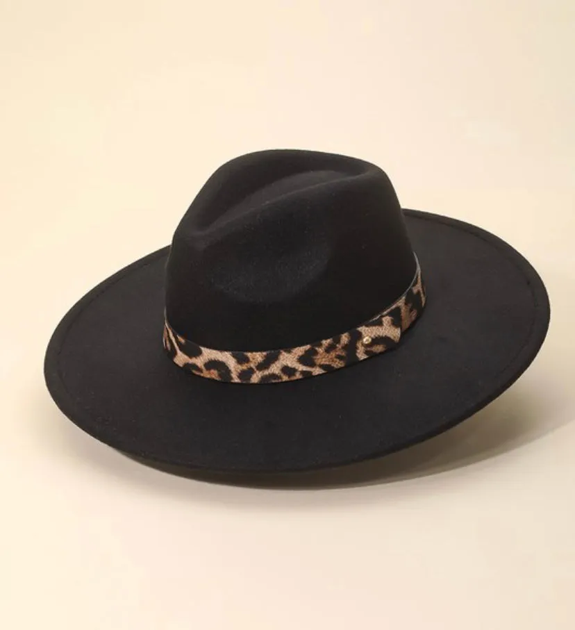Leap Into It Hat in Black